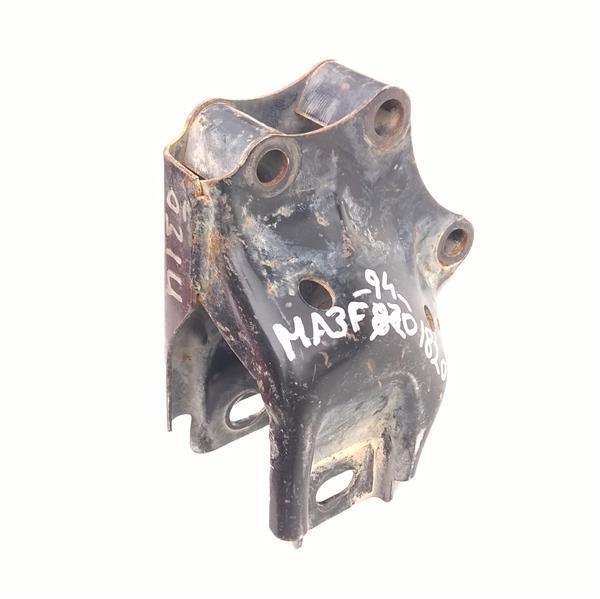 MA3F9401820 Mazda 323 F 1995-1998 | Βάση Κινητήρα